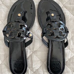 Tory Burch Miller black patent size 10